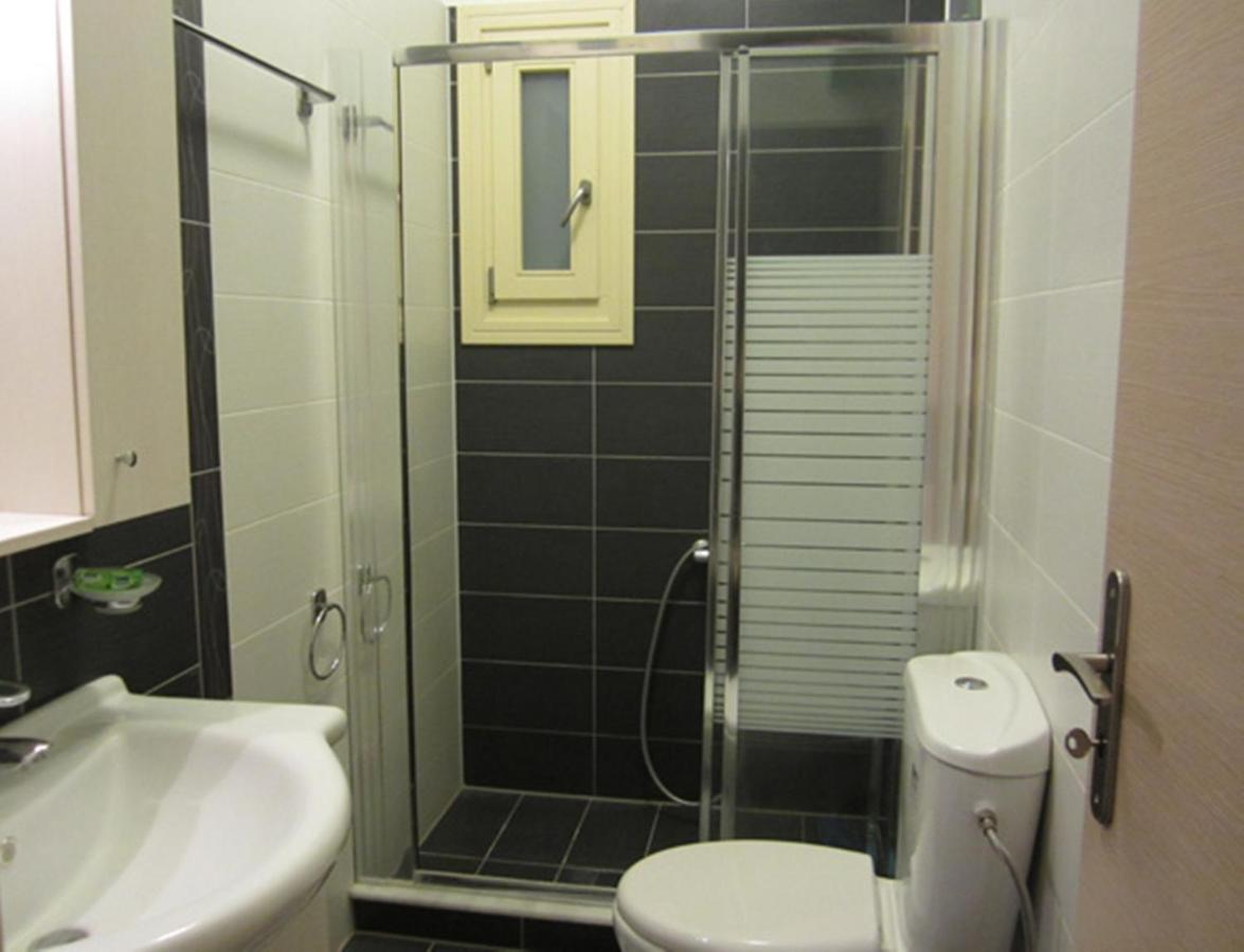 Spyrou Studios & Apartments Platanidia Bagian luar foto